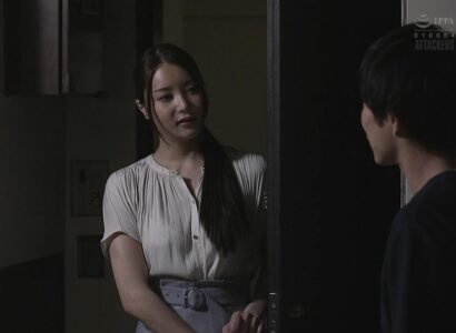 Cô gái xinh đẹp rên la cực phê khiến cậu hàng xóm căng thẳng